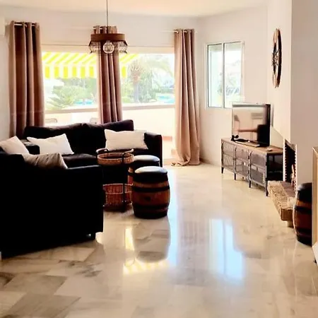 Mijas Holiday Apartment *